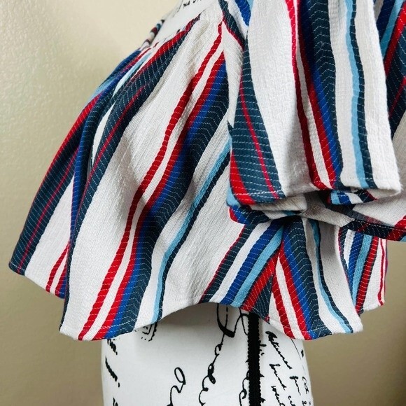 Lost  Wander white crop top women Striped Off Shoulder Crop Top size L boho - Picture 12 of 14